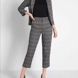 ModCloth Timeless Tailoring Cropped Pants 8 Medium